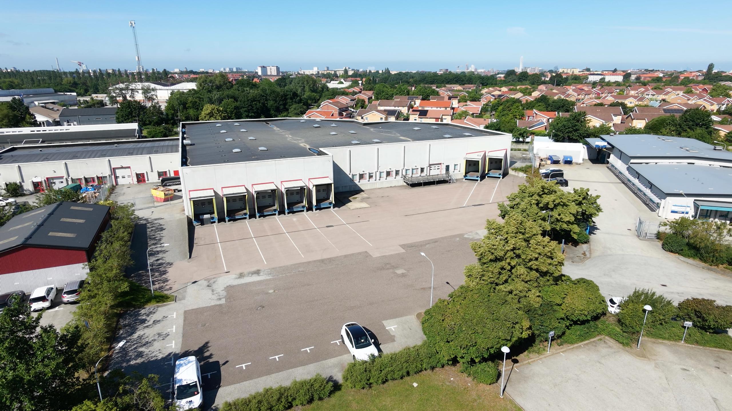 Lagerlokal med 3000 kvm uppställning